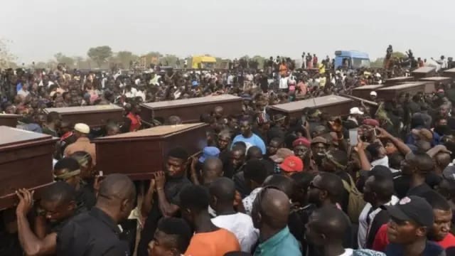 Mass burial in Yelewata